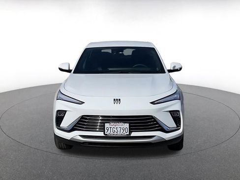 Used 2025 Buick Envista Preferred image 4