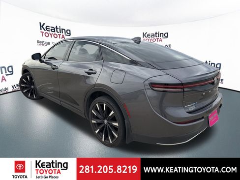 Used 2023 Toyota Crown Platinum image 5