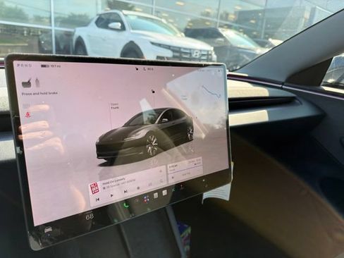 Used 2025 Tesla Model 3 Long Range RWD image 21