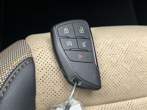 New 2026 Chevrolet Equinox ACTIV w/ Convenience Package III image 30