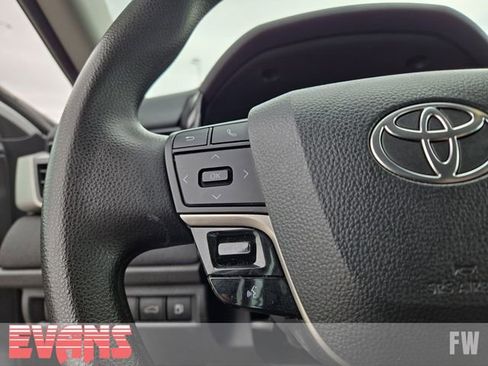 Used 2025 Toyota Camry LE image 15