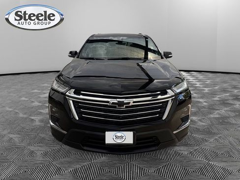Used 2023 Chevrolet Traverse LT w/ LT Premium Package image 8