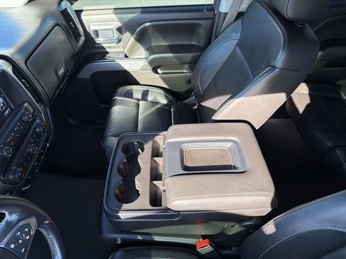 Used 2018 Chevrolet Silverado 1500 LT w/ Texas Edition image 46