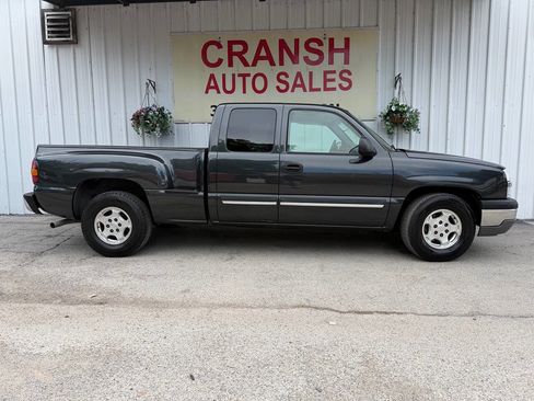 Used 2004 Chevrolet Silverado 1500 LS w/ Light Duty Power Package RWD image 5
