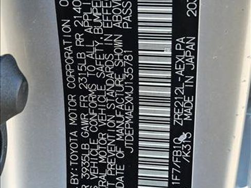 Used 2021 Toyota Corolla LE image 15