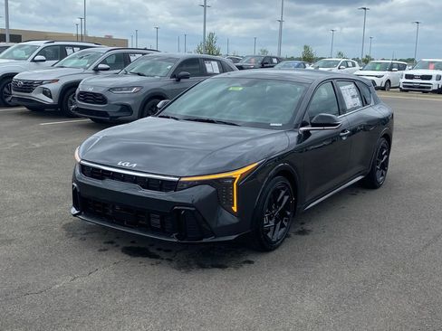 New 2026 Kia K4 GT-Line Turbo image 3