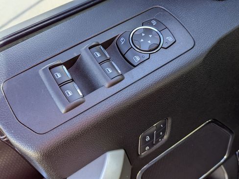 Used 2017 Ford F150 Lariat w/ Equipment Group 502A Luxury image 14