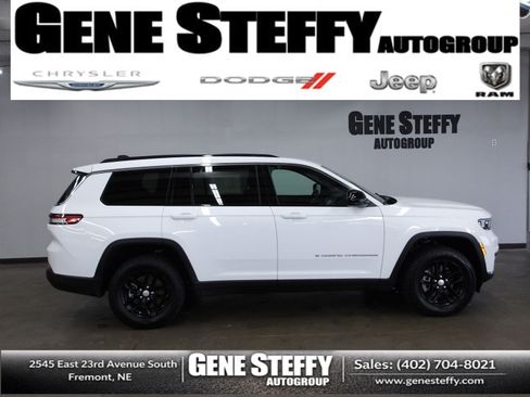 Used 2024 Jeep Grand Cherokee L Laredo AWD/4WD image 1
