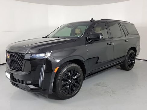 Used 2022 Cadillac Escalade Sport w/ Touring Package RWD image 2