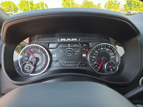 Used 2022 RAM 3500 Big Horn w/ Level C Equiment Group AWD/4WD image 26