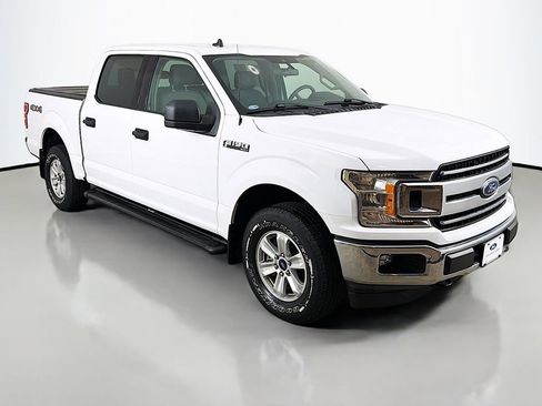 Used 2020 Ford F150 XLT image 2