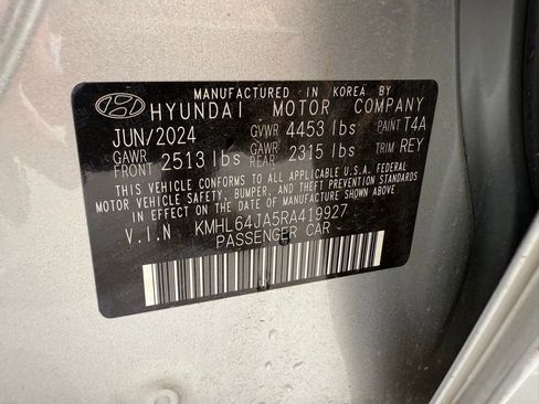 Used 2024 Hyundai Sonata SEL FWD image 28