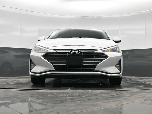 Used 2020 Hyundai Elantra SEL image 30