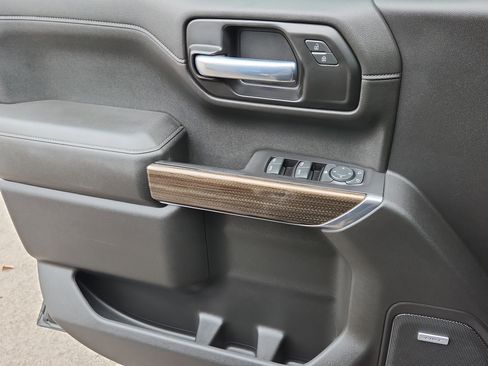 Used 2021 Chevrolet Silverado 1500 RST w/ Convenience Package II image 7