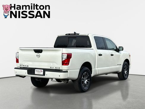 Used 2024 Nissan Titan SV w/ Accessory Utility Package image 2