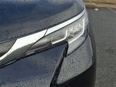 Used 2021 Toyota Sienna LE w/ LE Plus Package image 9