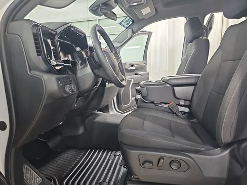 Certified 2024 Chevrolet Silverado 1500 LT AWD/4WD image 18