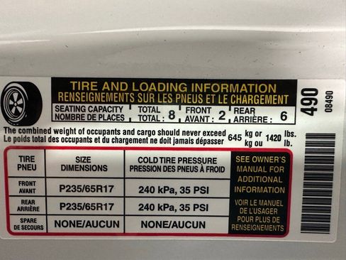 Used 2025 Toyota Sienna LE image 12