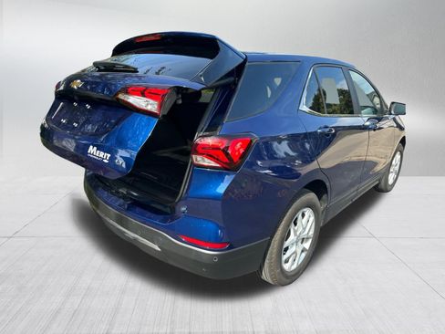 Used 2023 Chevrolet Equinox LT FWD image 3
