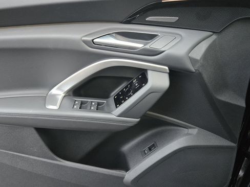 New 2025 Audi Q5 Prestige AWD/4WD image 13