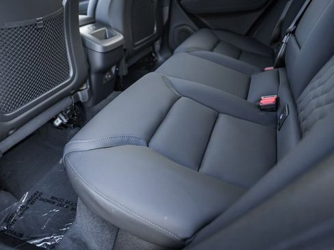 New 2026 Volvo XC60 B5 Plus w/ Protection Package Premier image 31