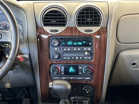 Used 2004 GMC Envoy SLT image 15