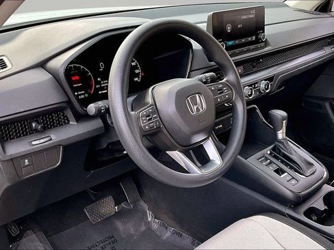 Used 2024 Honda CR-V LX image 14