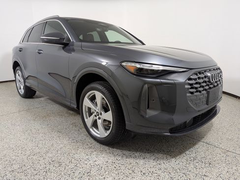 New 2025 Audi Q5 Premium Plus image 1