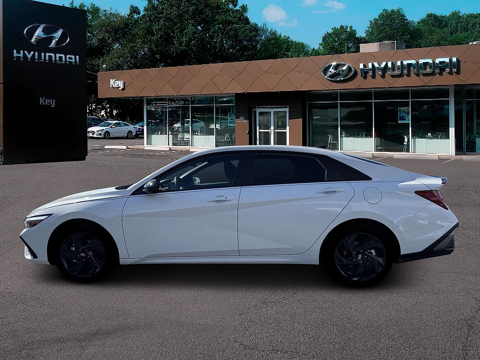 New 2026 Hyundai Elantra SEL FWD image 4