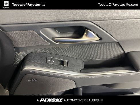 Used 2024 Lexus GX 550 w/ Cold Area Package image 22