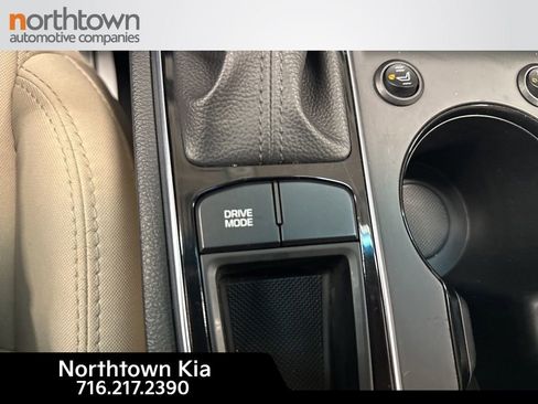 Used 2017 Hyundai Sonata SE FWD image 14