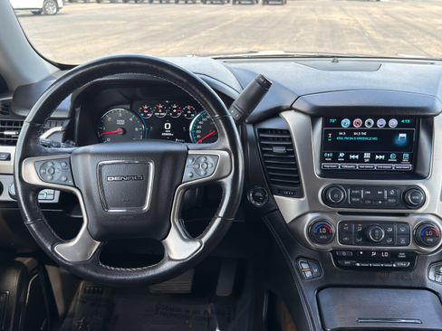 Certified 2019 GMC Yukon XL Denali w/ Open Road Package AWD/4WD image 36