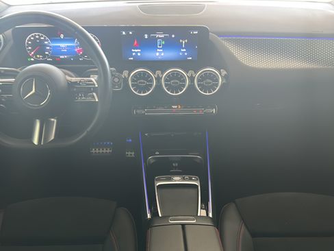 Used 2025 Mercedes-Benz GLA 250 image 20