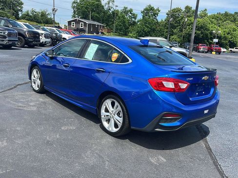 Used 2016 Chevrolet Cruze Premier w/ RS Package FWD image 3
