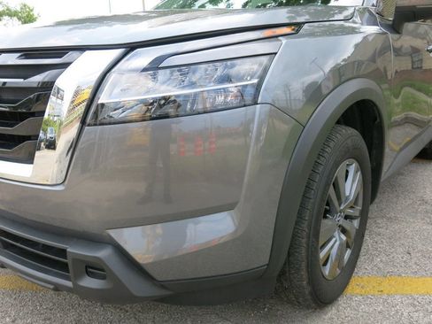 Used 2024 Nissan Pathfinder SV w/ Cargo Package image 37