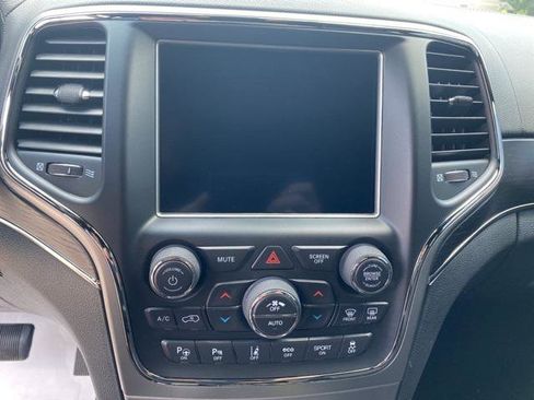 Used 2018 Jeep Grand Cherokee High Altitude AWD/4WD image 8