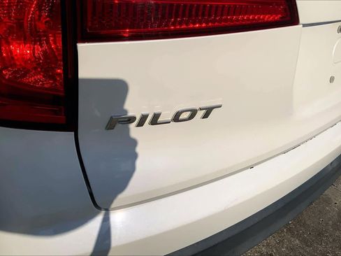 Used 2017 Honda Pilot EX-L image 29