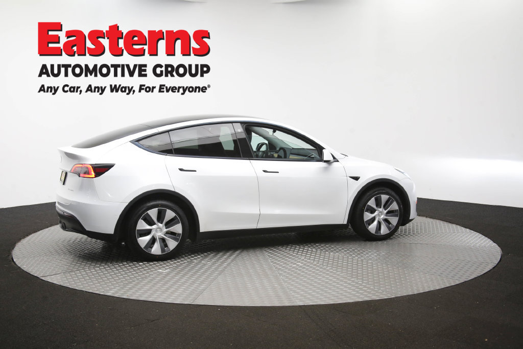 Used 2022 Tesla Model Y Long Range AWD/4WD image 41