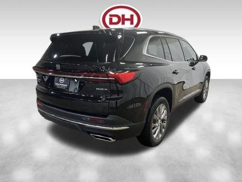 Used 2025 Buick Enclave Preferred image 12