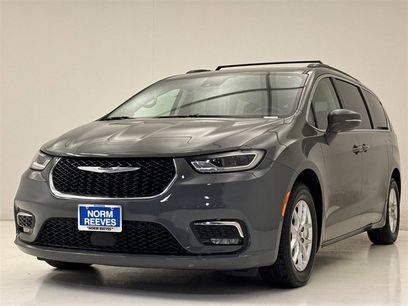 Used 2022 Chrysler Pacifica Touring-L
