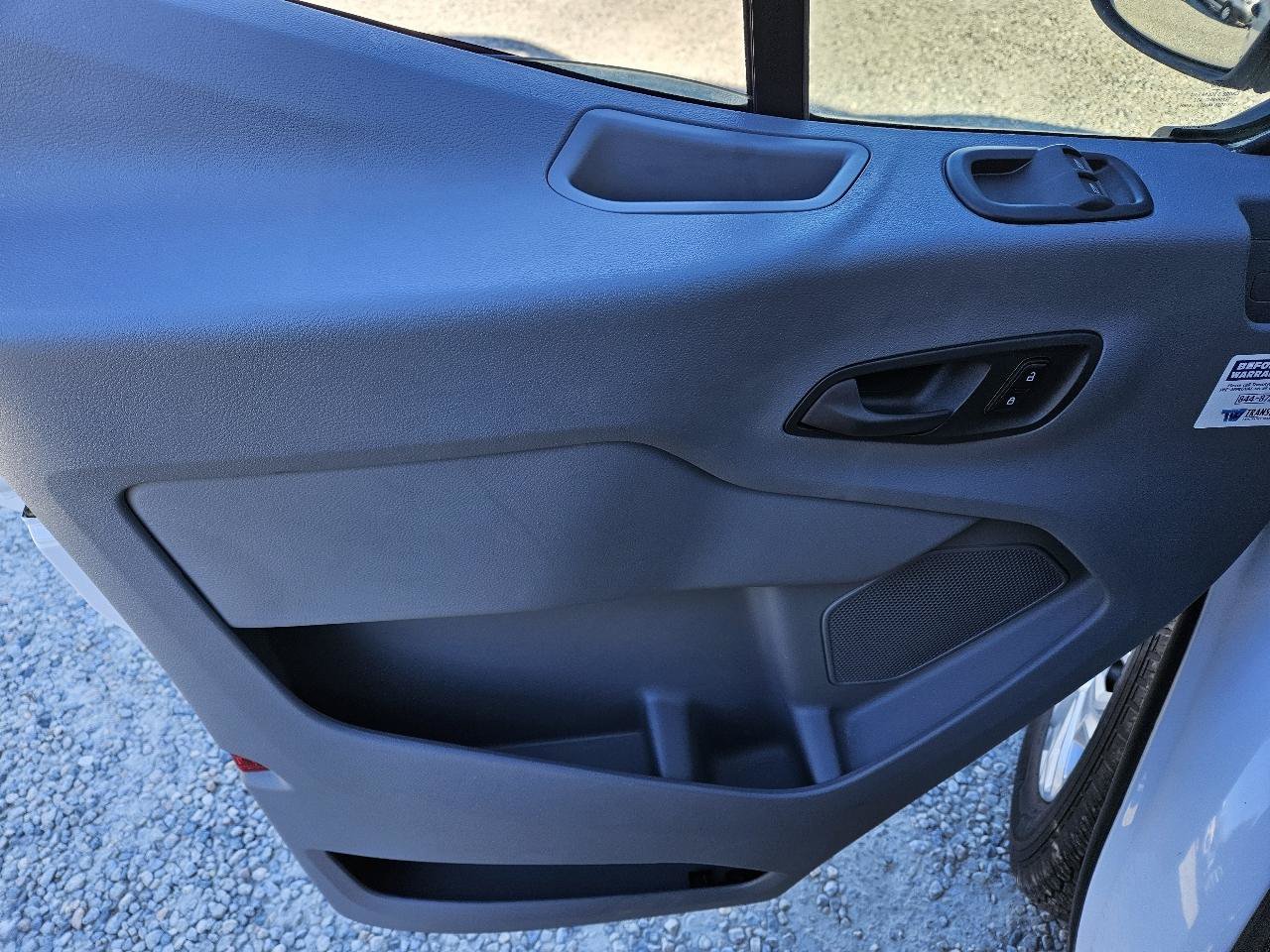 Used 2016 Ford Transit 350 XLT RWD image 12