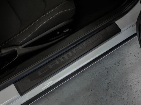 Used 2023 Chevrolet Camaro LT RWD image 28