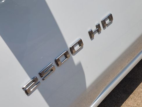 Used 2020 Chevrolet Silverado 2500 LTZ image 21