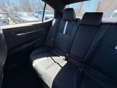 Used 2025 Toyota Camry SE FWD image 36