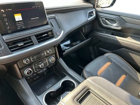 Used 2023 GMC Yukon AT4 w/ AT4 Premium Package AWD/4WD image 34
