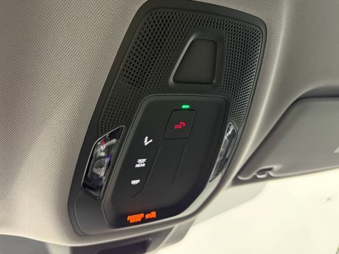 Certified 2025 Audi Q5 Premium image 28