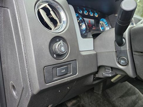Used 2014 Ford F150 XLT w/ Off-Road Package image 26