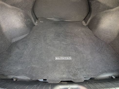 Used 2023 Hyundai Elantra SEL w/ Cargo Package FWD image 19