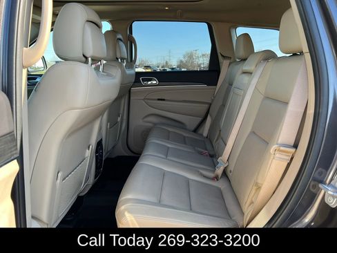 Used 2021 Jeep Grand Cherokee Limited w/ Luxury Group II image 5