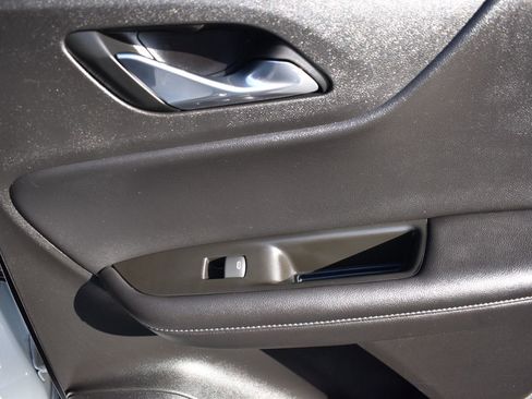 Used 2020 Chevrolet Blazer LT image 14